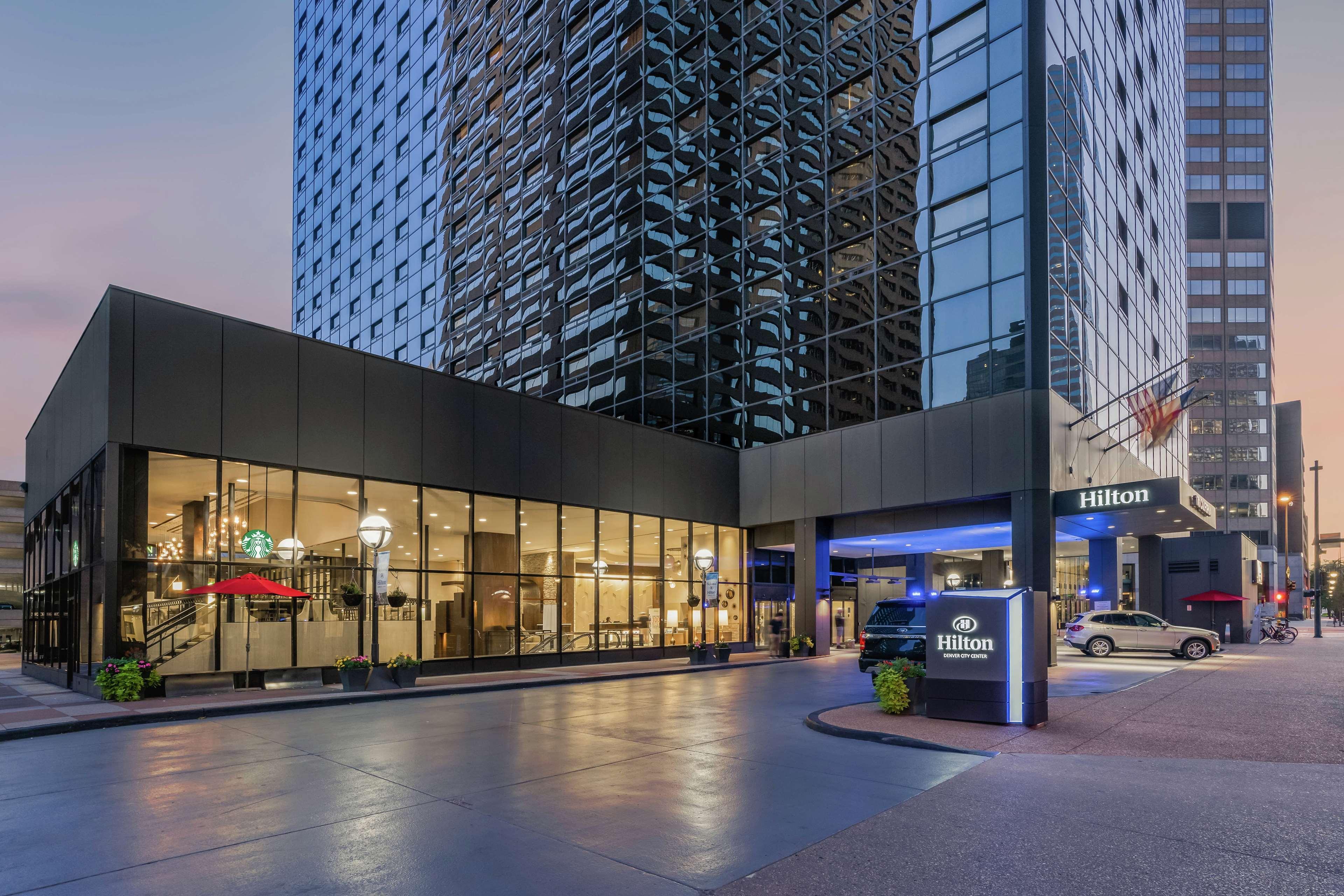 Hilton Denver City Center Экстерьер фото