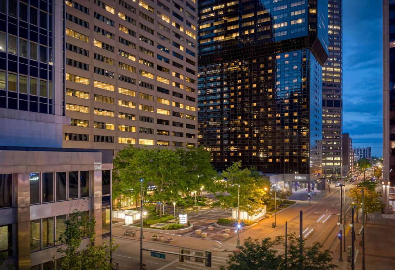 Hilton Denver City Center Экстерьер фото
